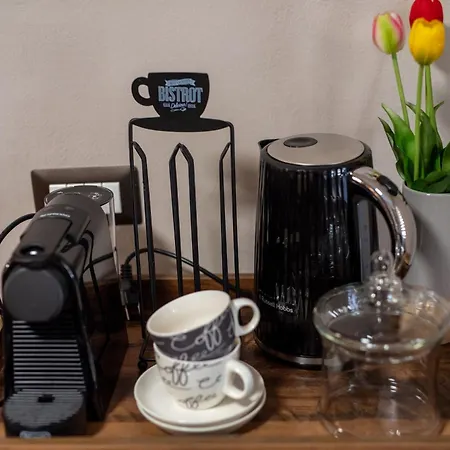 Ina's Garden Nicolas Suite,