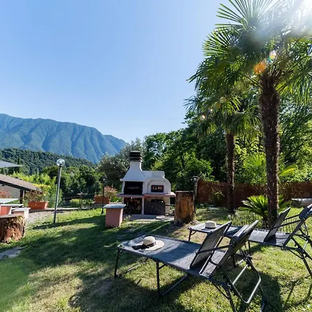 度假居 Ina's Garden Nicolas