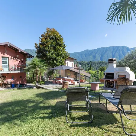 Ina's Garden Nicolas 度假居 *