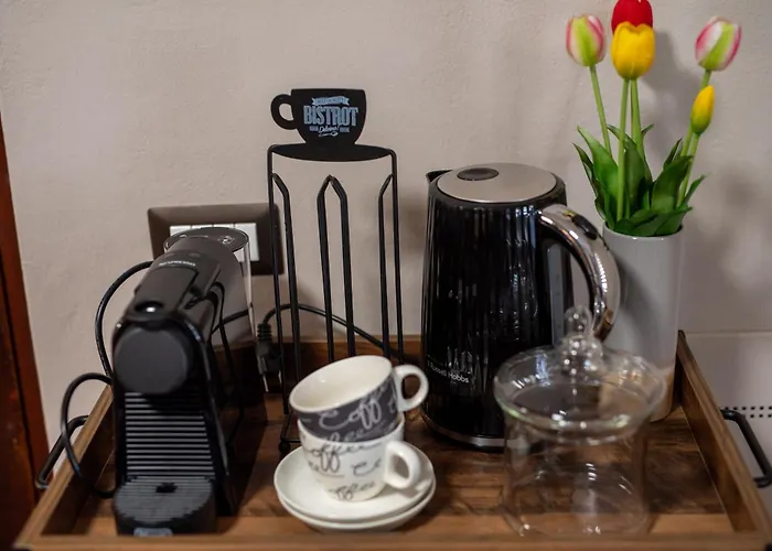 Ina's Garden Nicolas