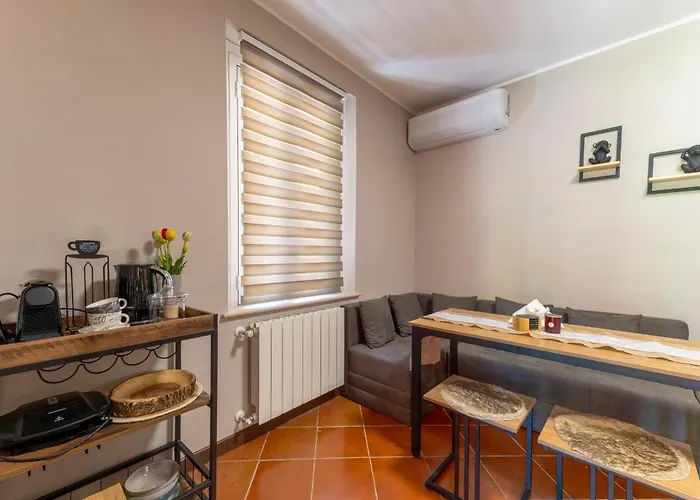 Semesterbostad Ina's Garden Nicolas *